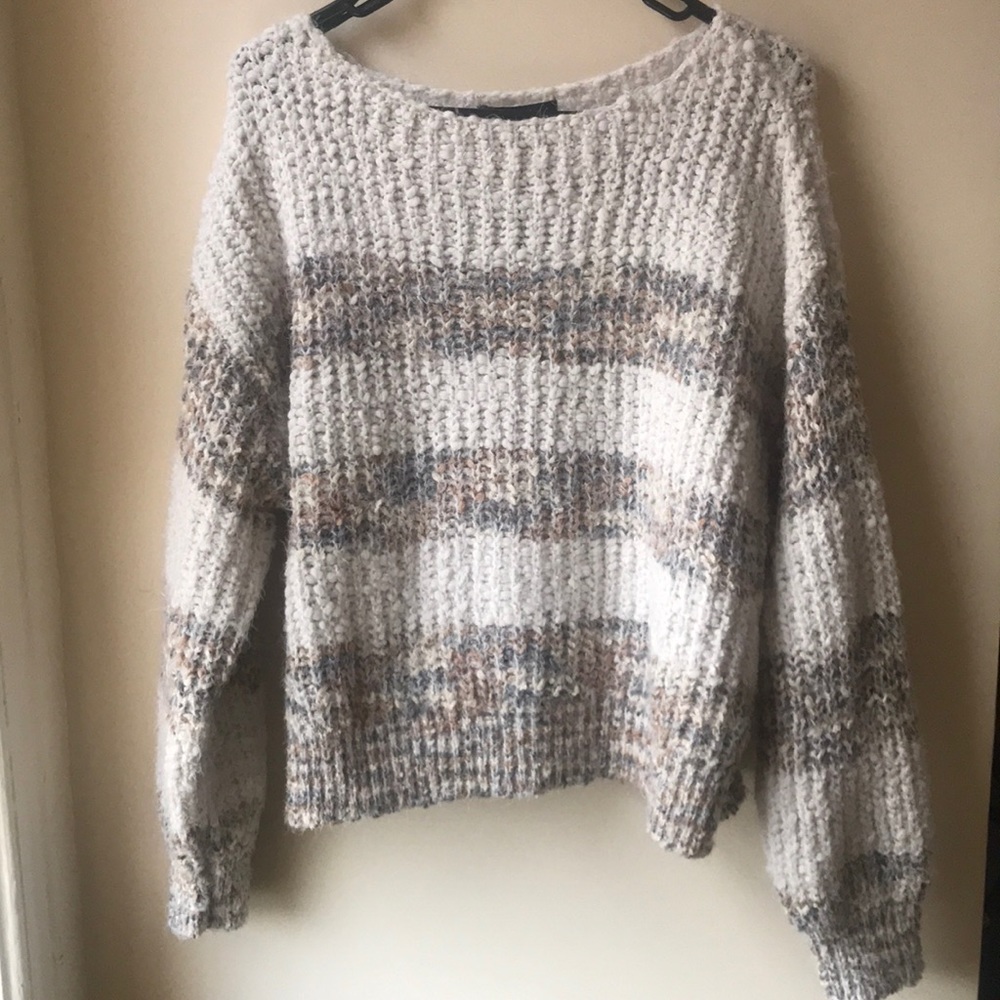 Brand new sweater top